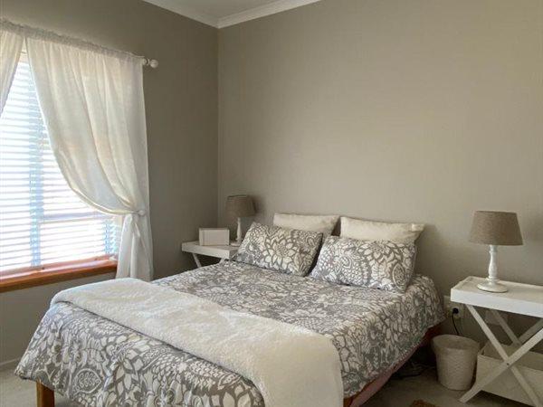 To Let 2 Bedroom Property for Rent in Hartenbos Central Western Cape